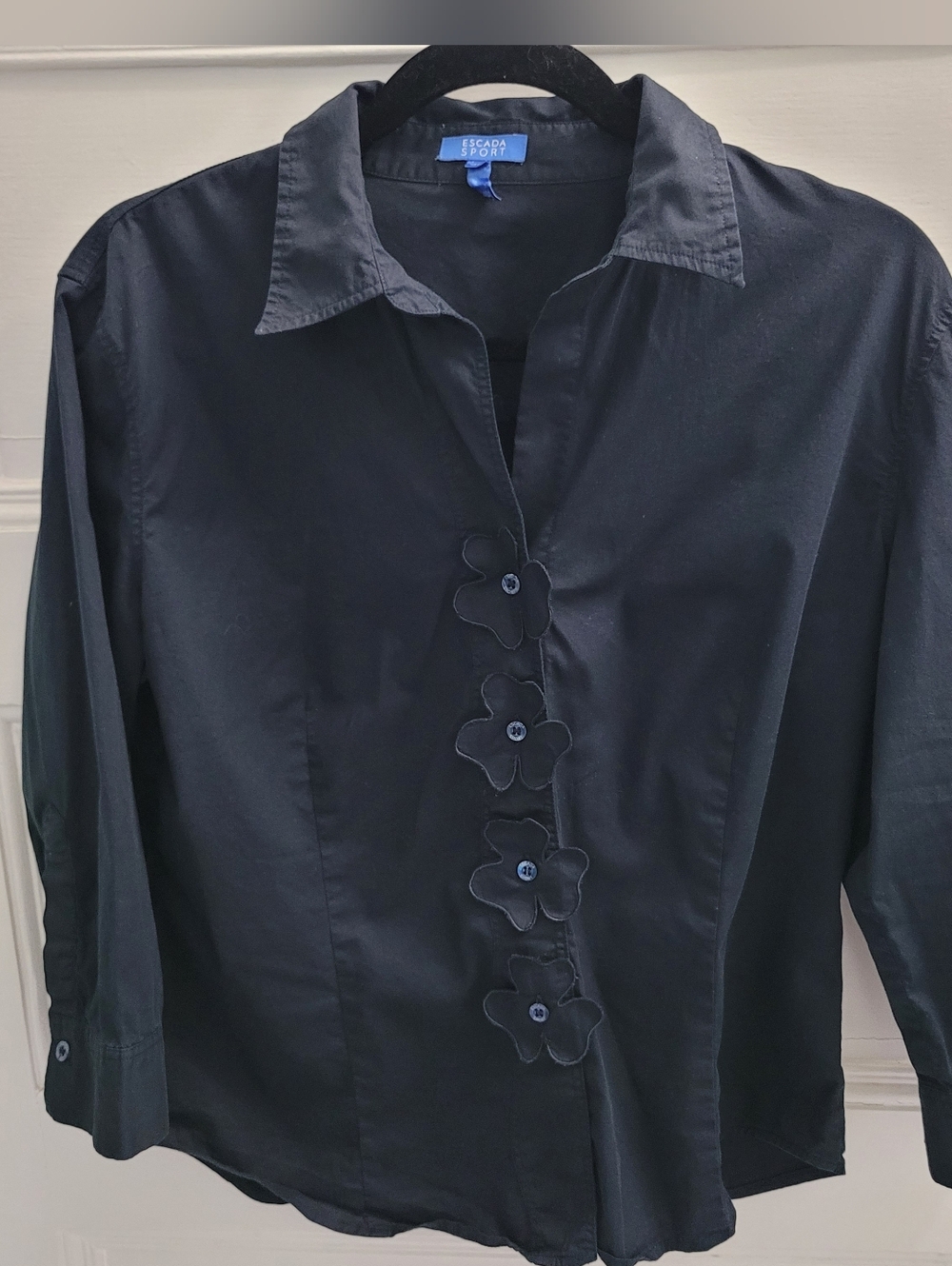 Escada Sport Dark Navy Floral Appliqué Button-Up Shirt Size 40 US SZ 10